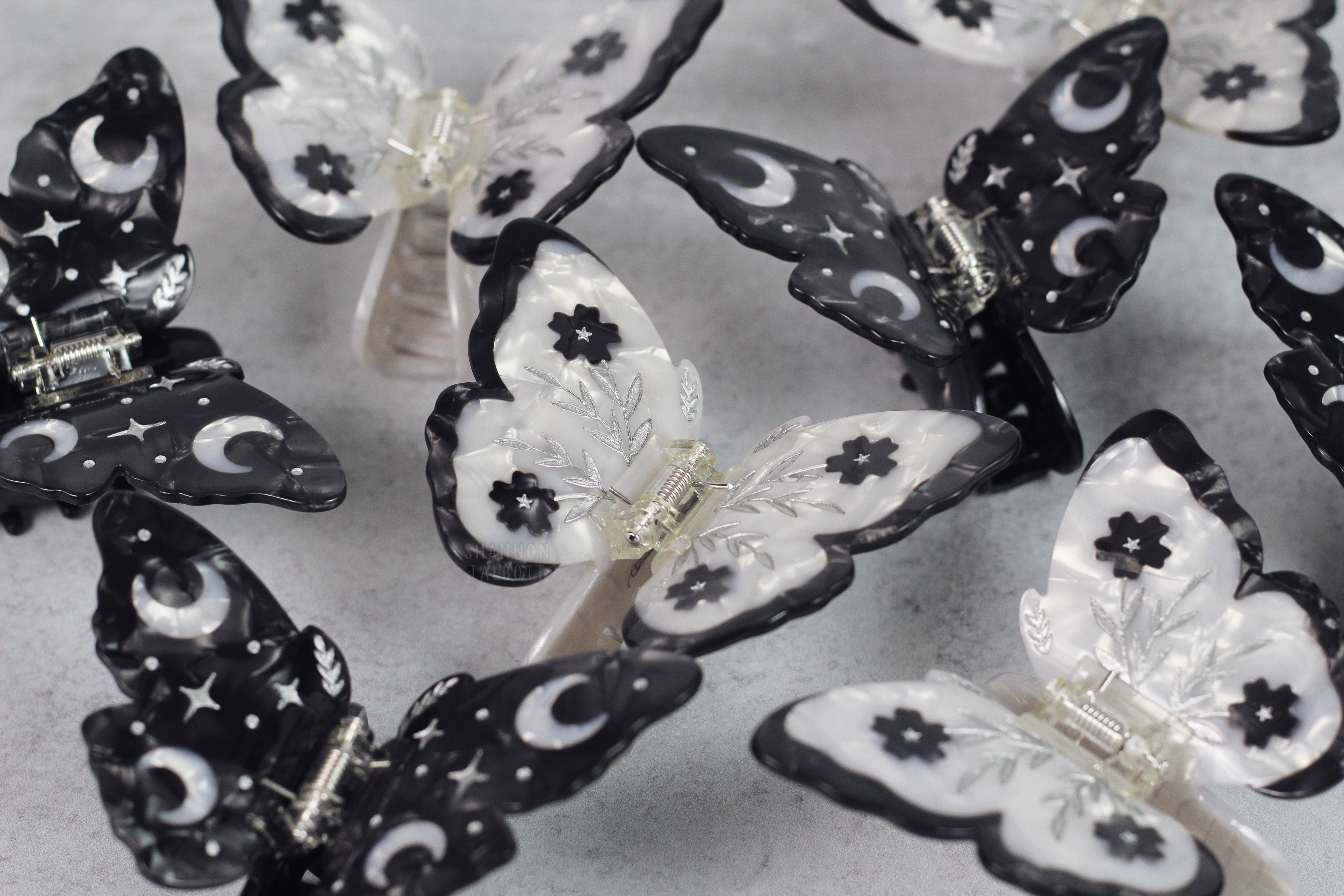 Handmade black feather silver sparkle spiderweb butterfly moth hair clips Black feather silver sparkle spiderweb | Mercari main image 4