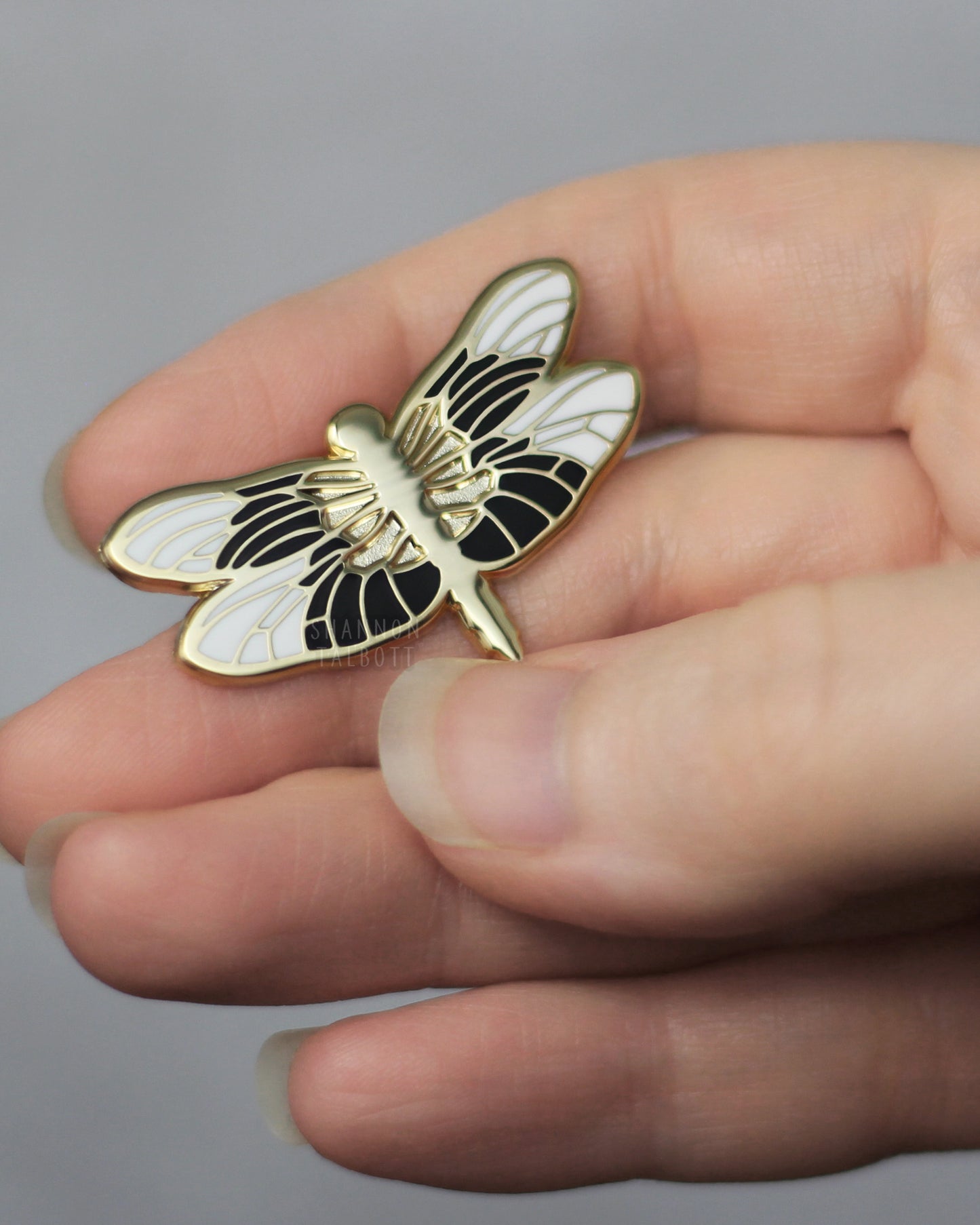 Dragonfly Enamel Pin in Gold Plating