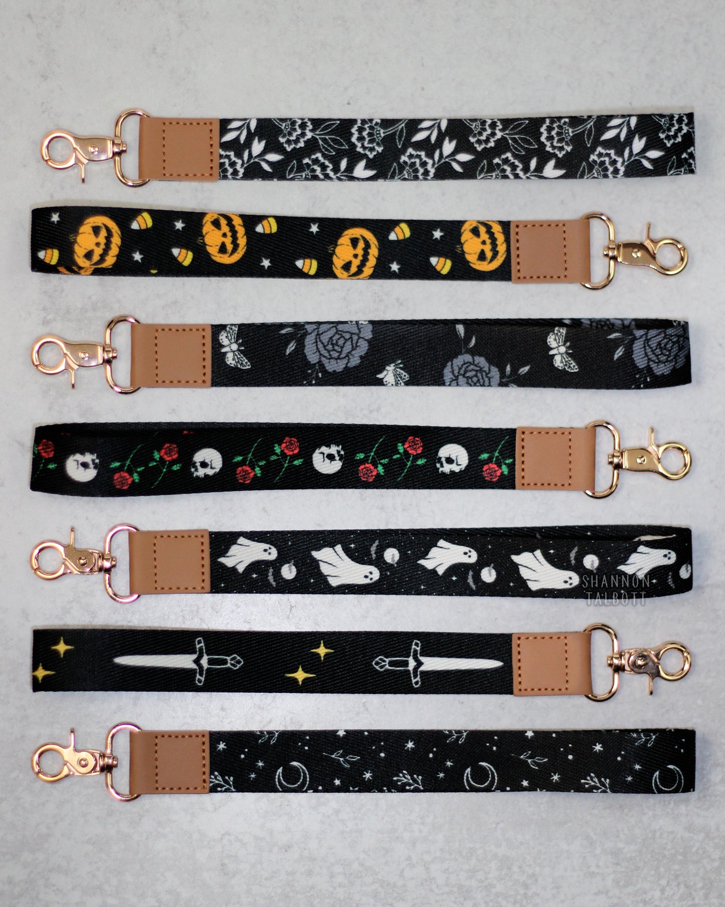 Skull & Roses Lanyard Keychain