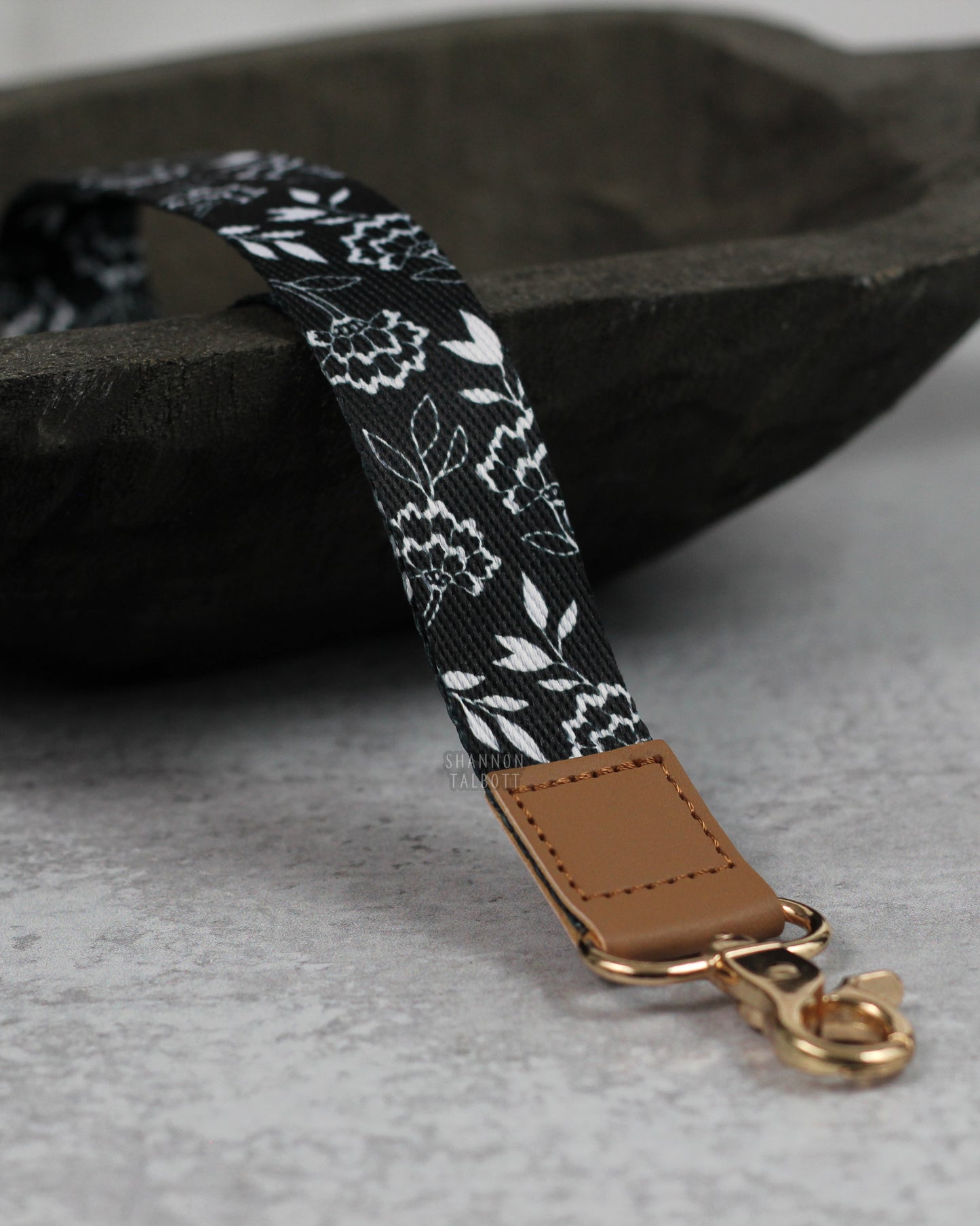 Art Deco Floral Lanyard Keychain