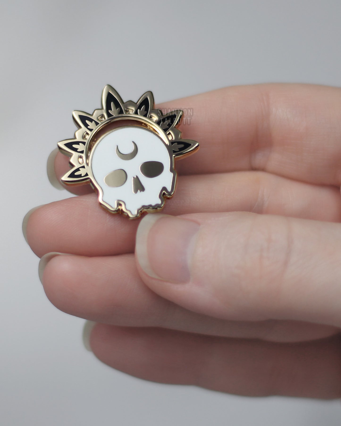 Mini Memento Mori Skull Enamel Pin - Gold Plating