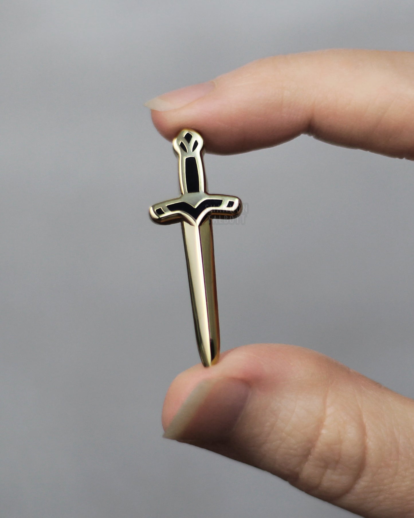 Ritual Dagger 3D Sword Enamel Pin in Gold