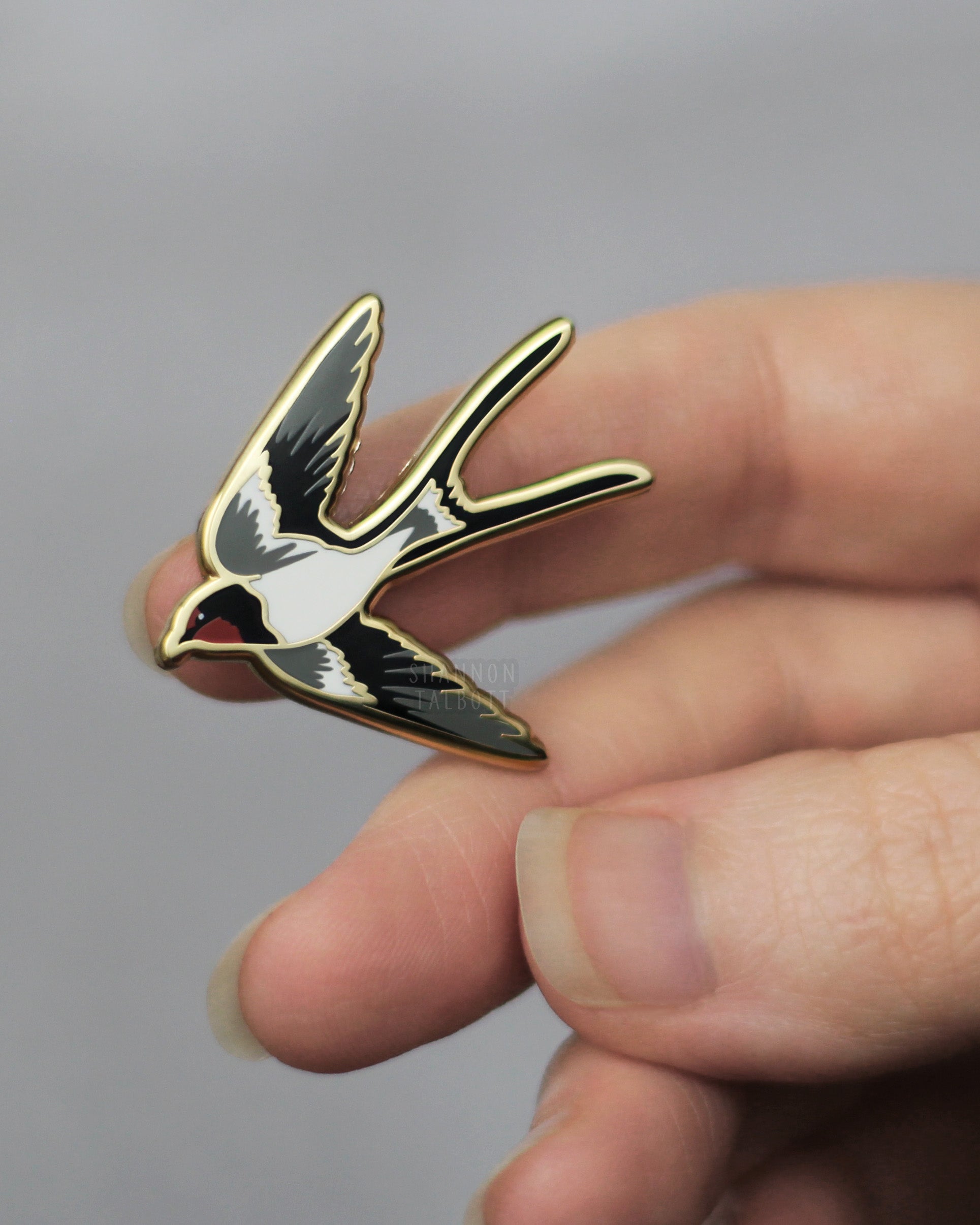 Red and Gray Swallow Bird Enamel Pin in Gold Plating