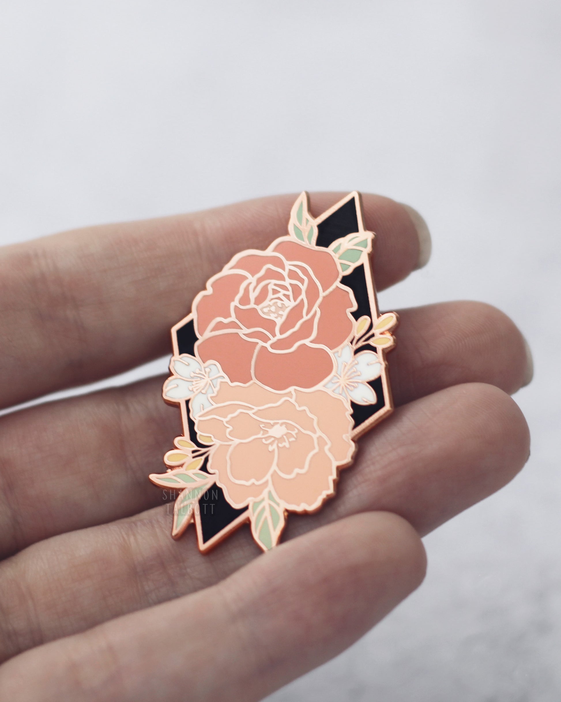 Wildflowers Flower Enamel Pin in Pink and Rose Gold